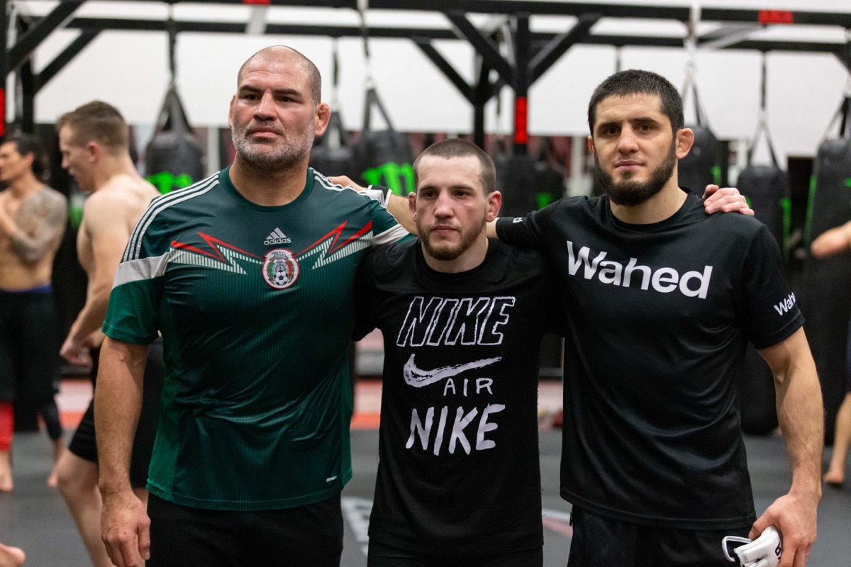 Coach David with Islam Makhachev
